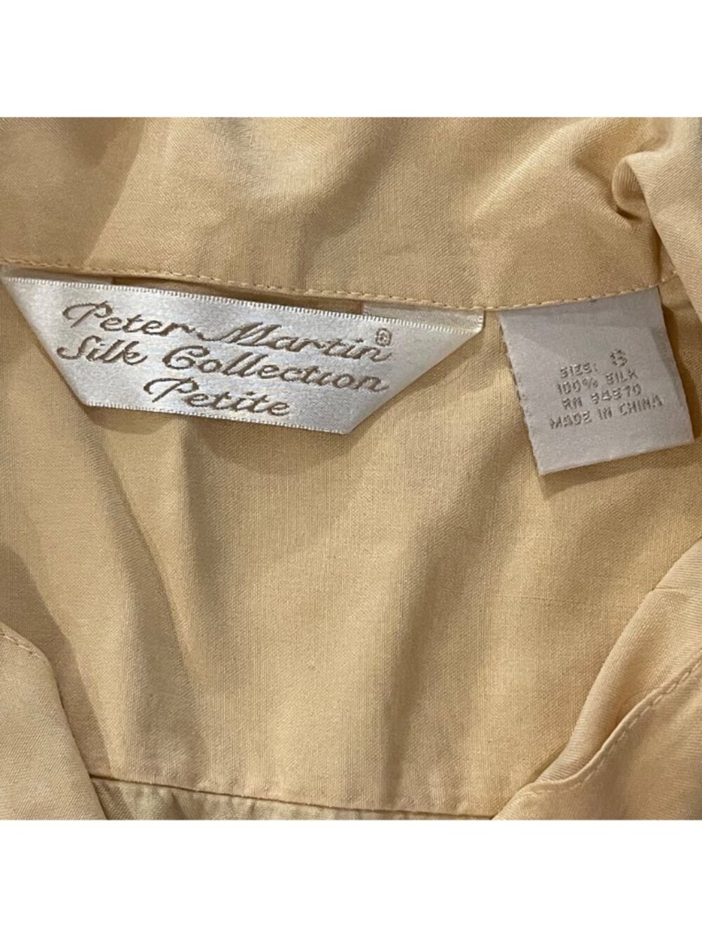 Peter Martin Silk Collection Petite Womens Beige Button-Up Shirt 100% Silk Size - Picture 6 of 10